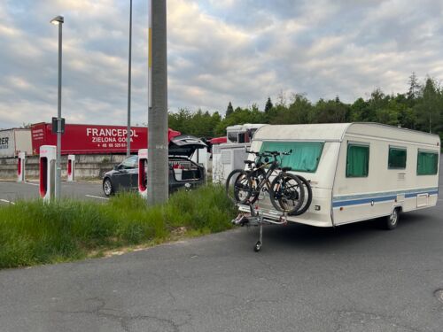 2. Ladestopp am Superchargerstandort Gramschatzer Wald